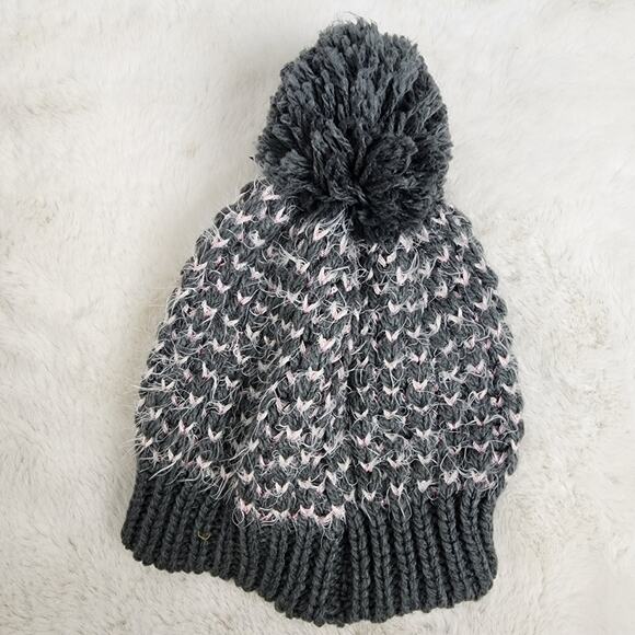 Melrose & Market NWT Gray Pink Eyelash Knit Pom Pom Beanie Hat Cozy - Picture 2 of 8